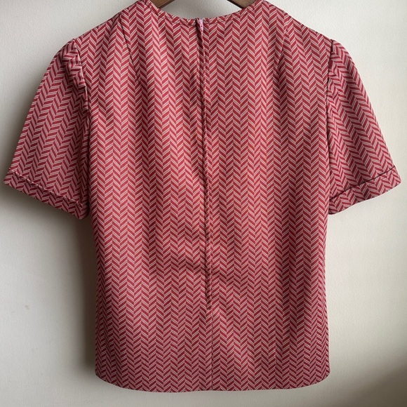 Chevron Pattern Blouse - Picture 2 of 3